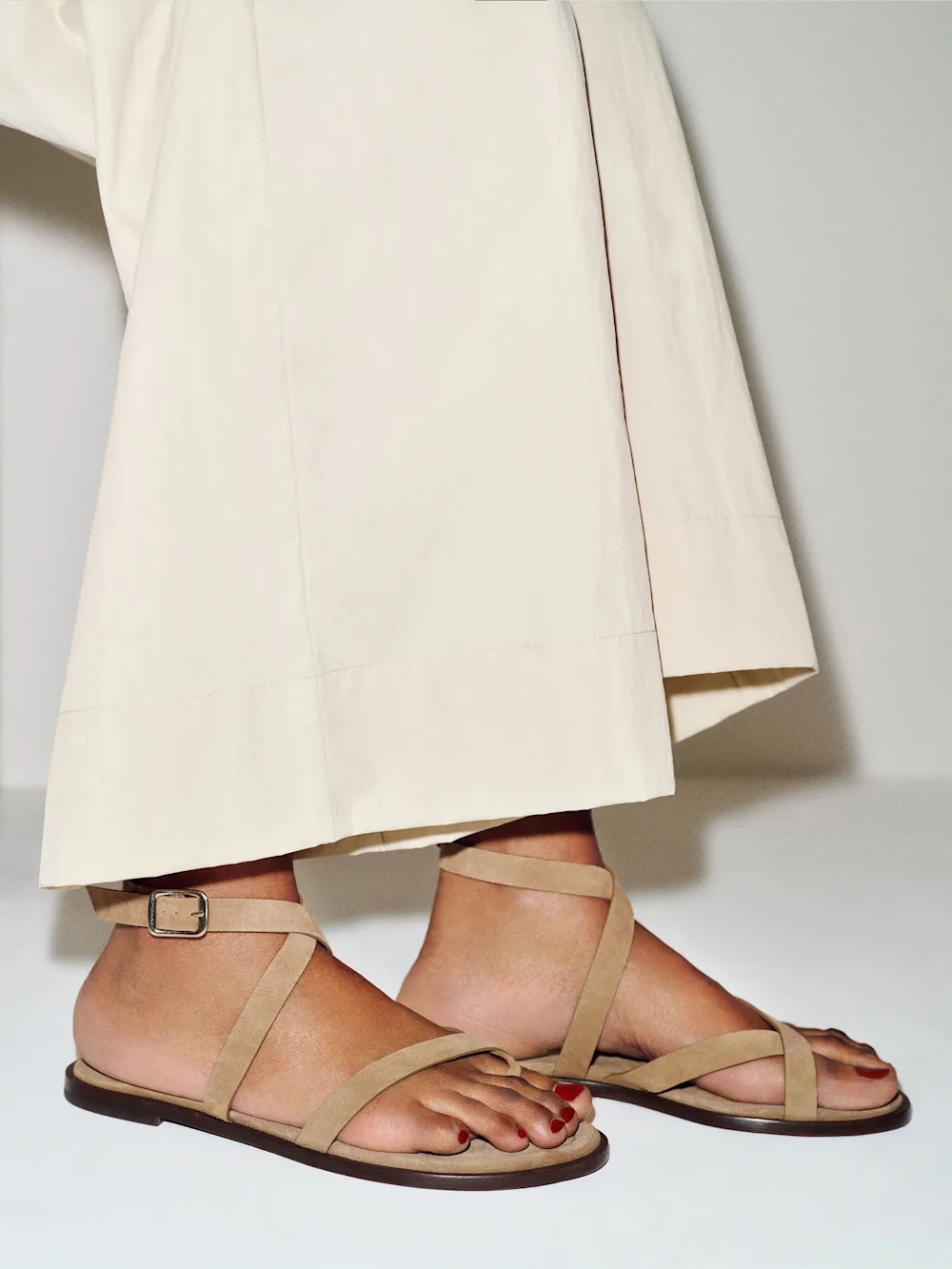 Reformation Jane Flat Sandal